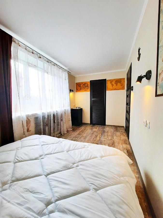 Sea Style - Сеть Апартаментов Alex Apartments Бесконтактное Заселение 24-7 ポルタヴァ 部屋 写真