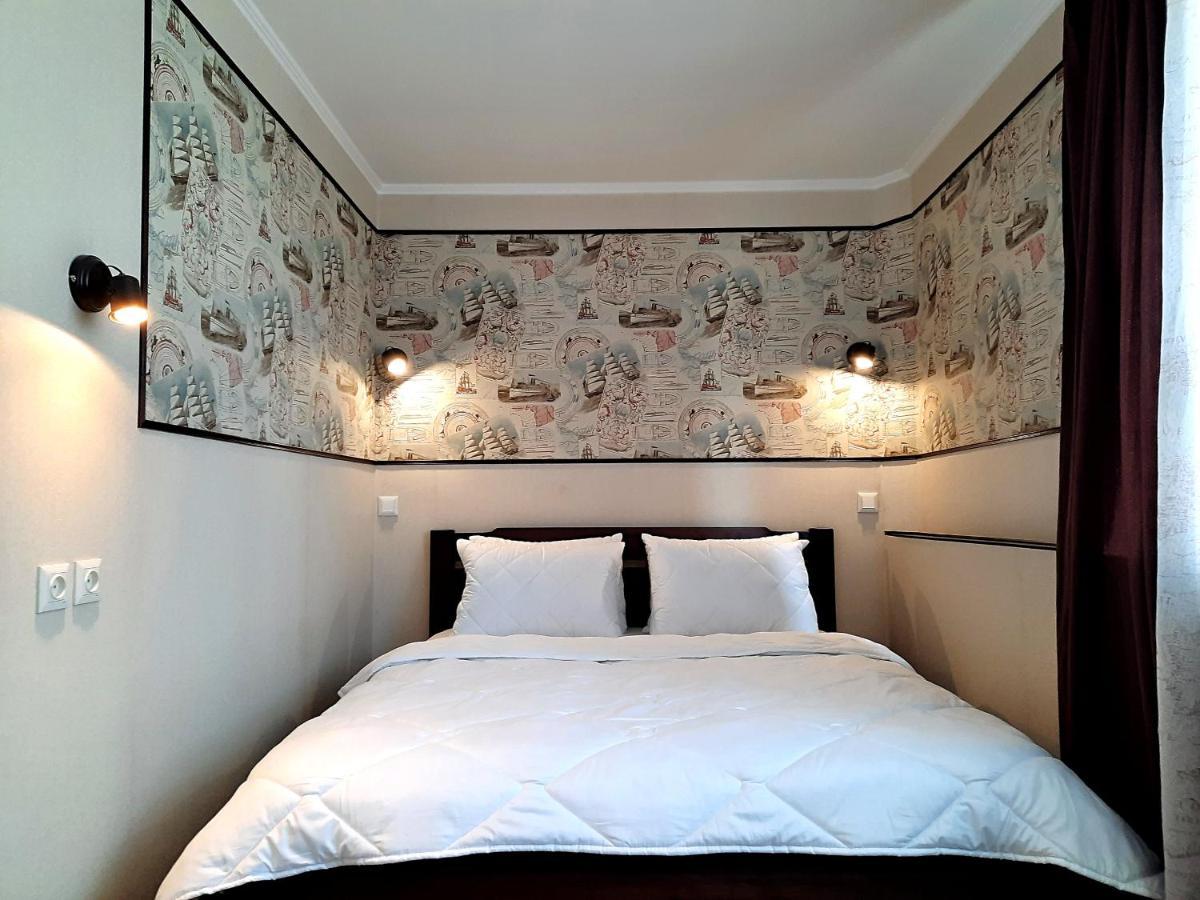 Sea Style - Сеть Апартаментов Alex Apartments Бесконтактное Заселение 24-7 ポルタヴァ 部屋 写真